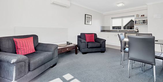 1 bedroom unit lounge